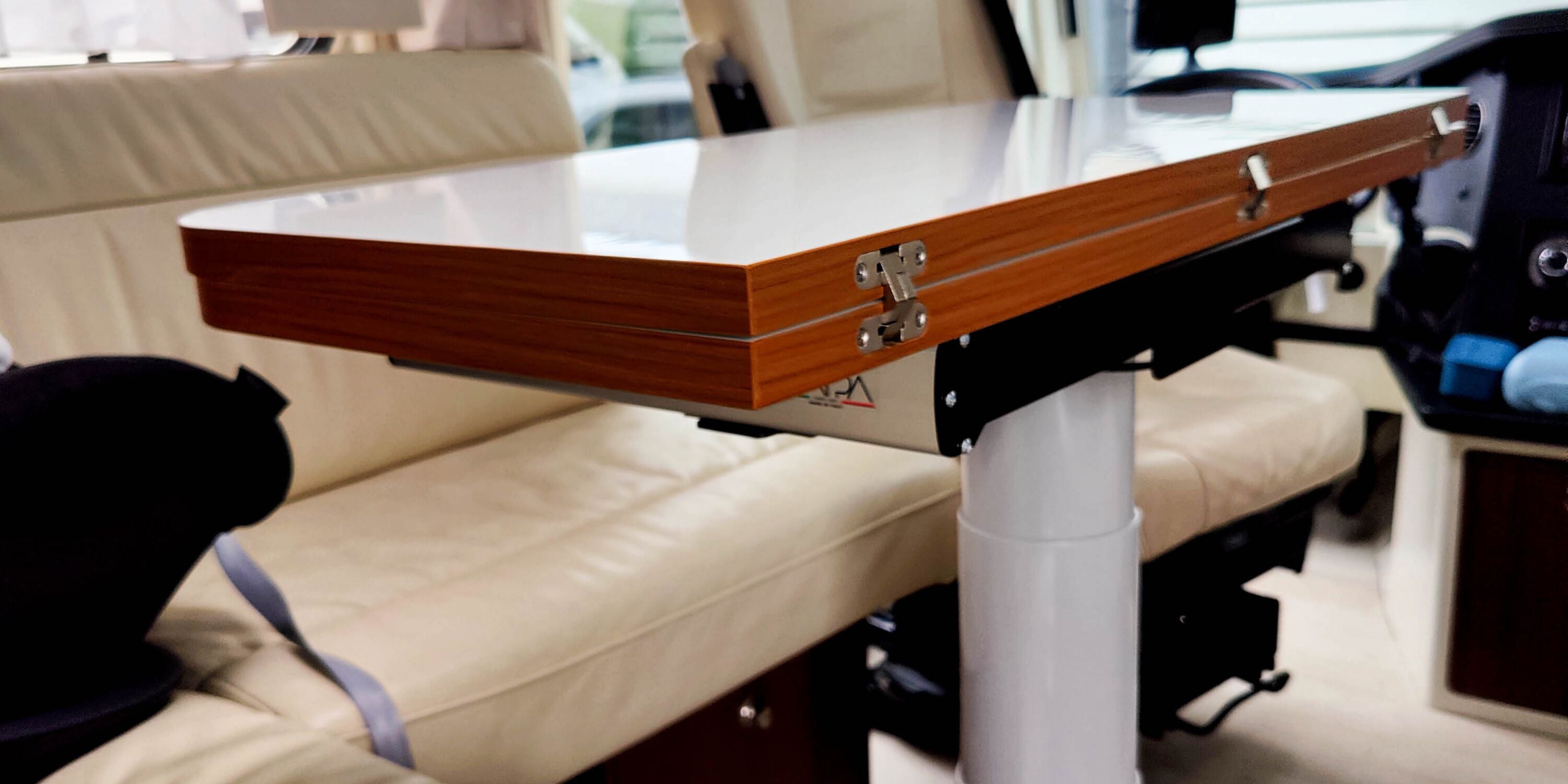 Tafelbladen voor campers - vrij configureerbaar