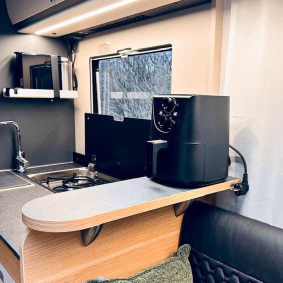 Opslagkaart voor Adria-modellen DL en DC vanaf 2021 met face to face