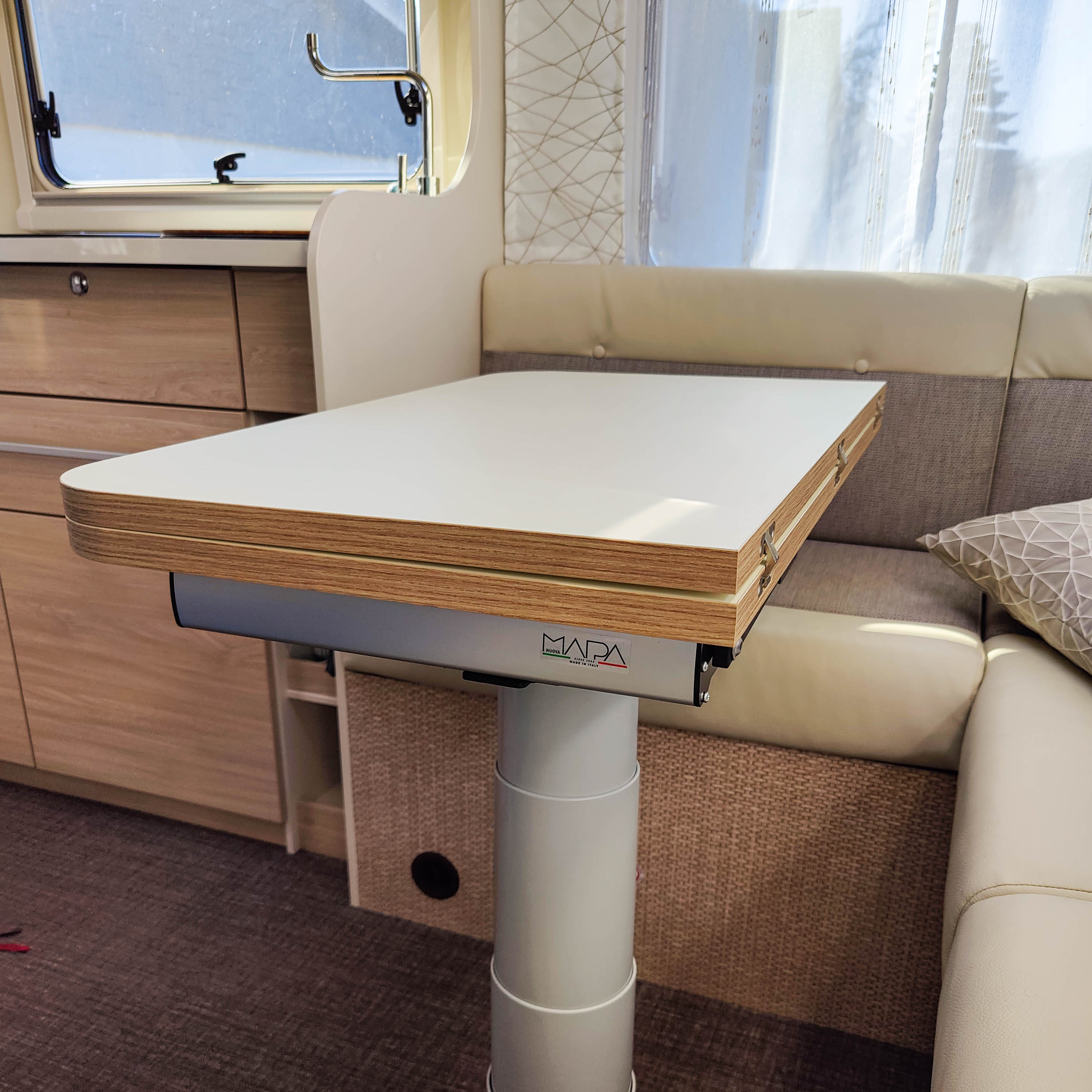 Nuova Mapa tafelframe inclusief in hoogte verstelbare kolom voor opklapbare tafelbladen