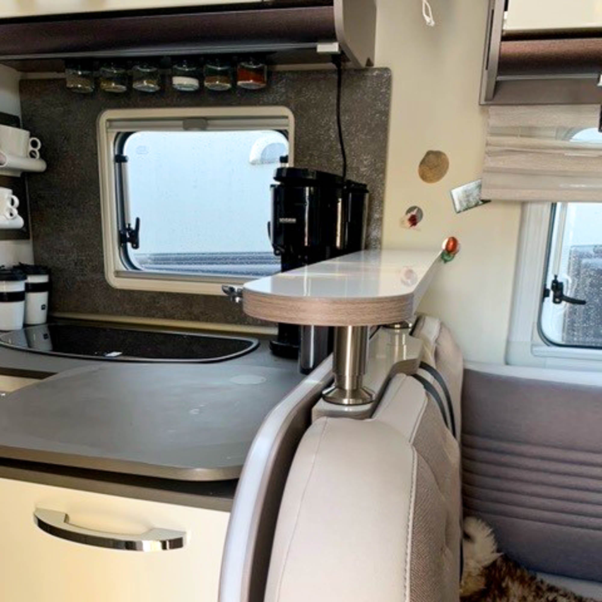 2-delig opbergrek voor Bürstner Lyseo modellen