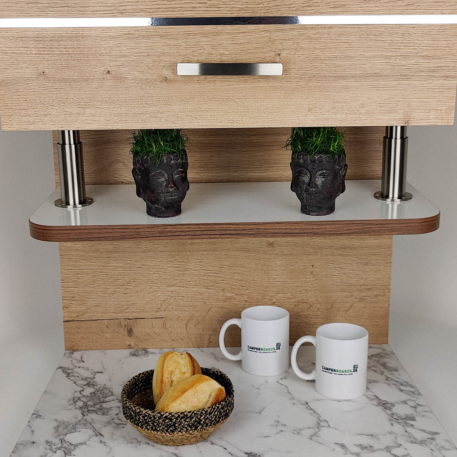 #kleur_hoogglans wit met rand in Madison Walnut