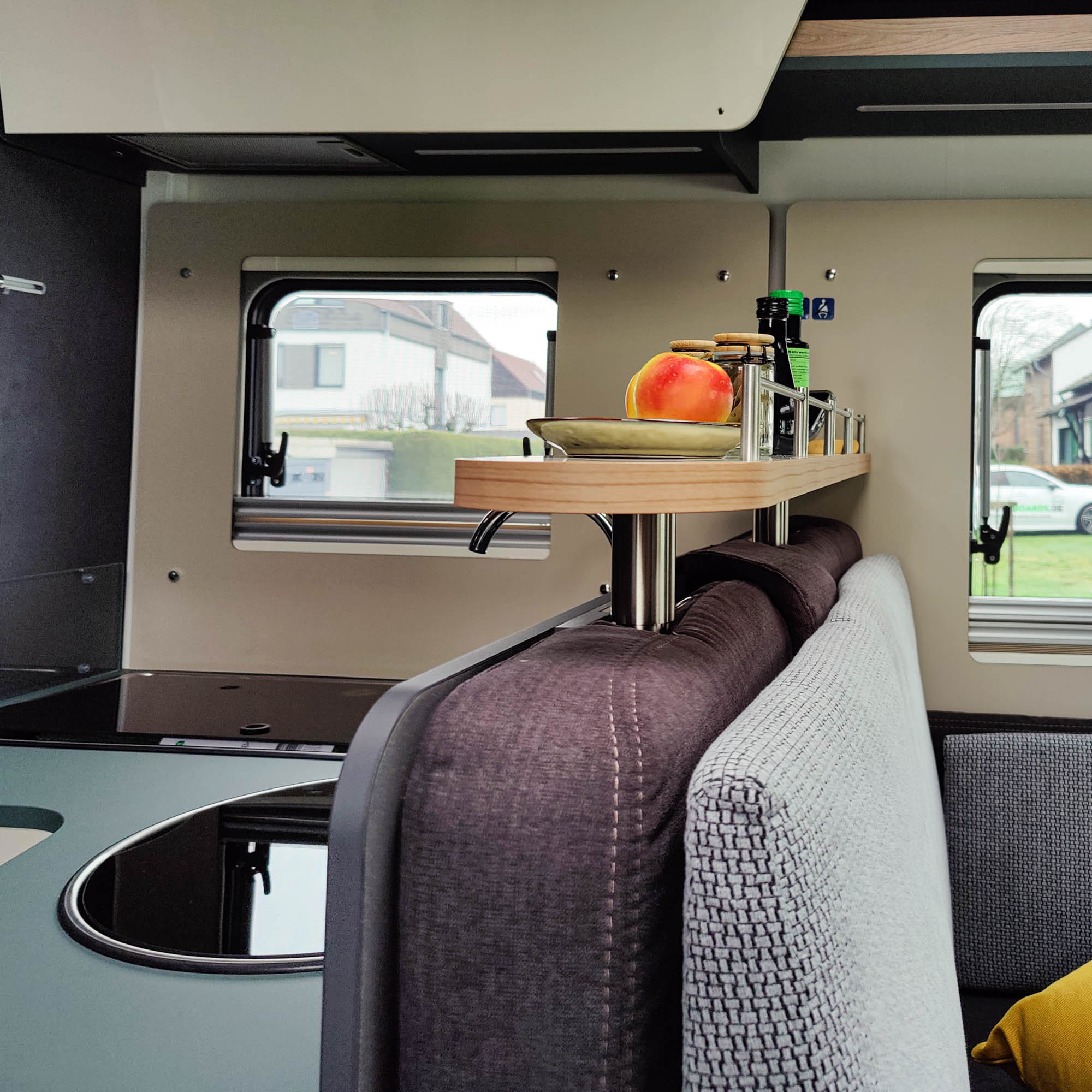 Kersen Havana bord voor Laika