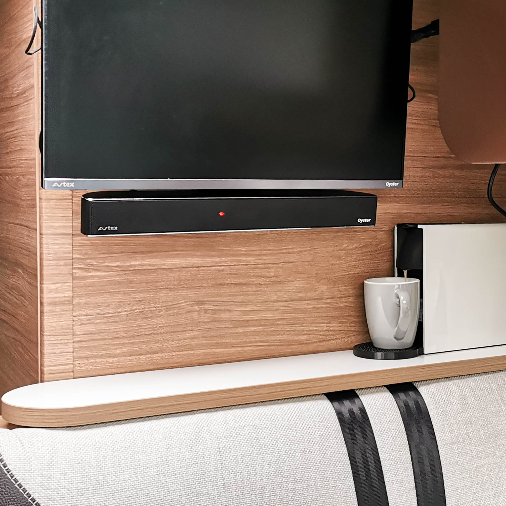 Board zonder reling voor de Knaus in kersenhout Havana