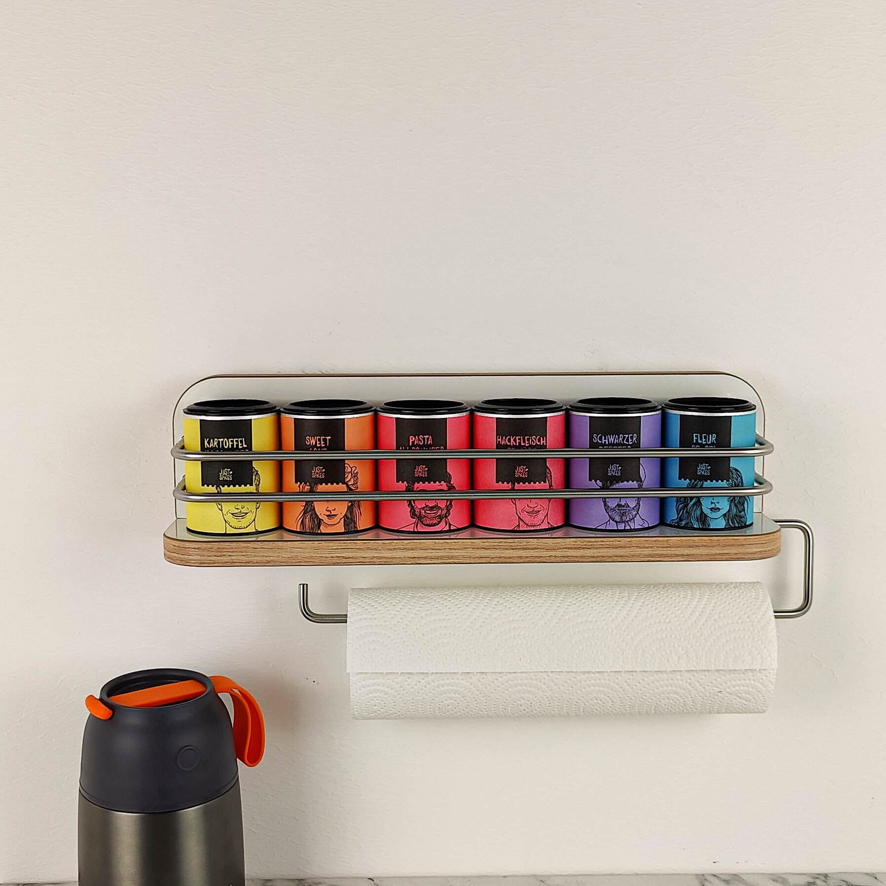 #kleur_hoogglans wit met rand in iepen Salisbury en rvs reling