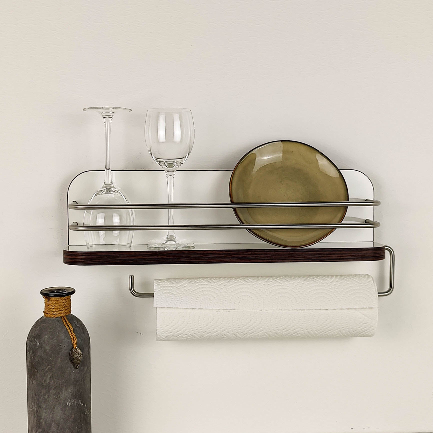 #kleur_hoogglans wit met rand in Wengé Classic en rvs reling