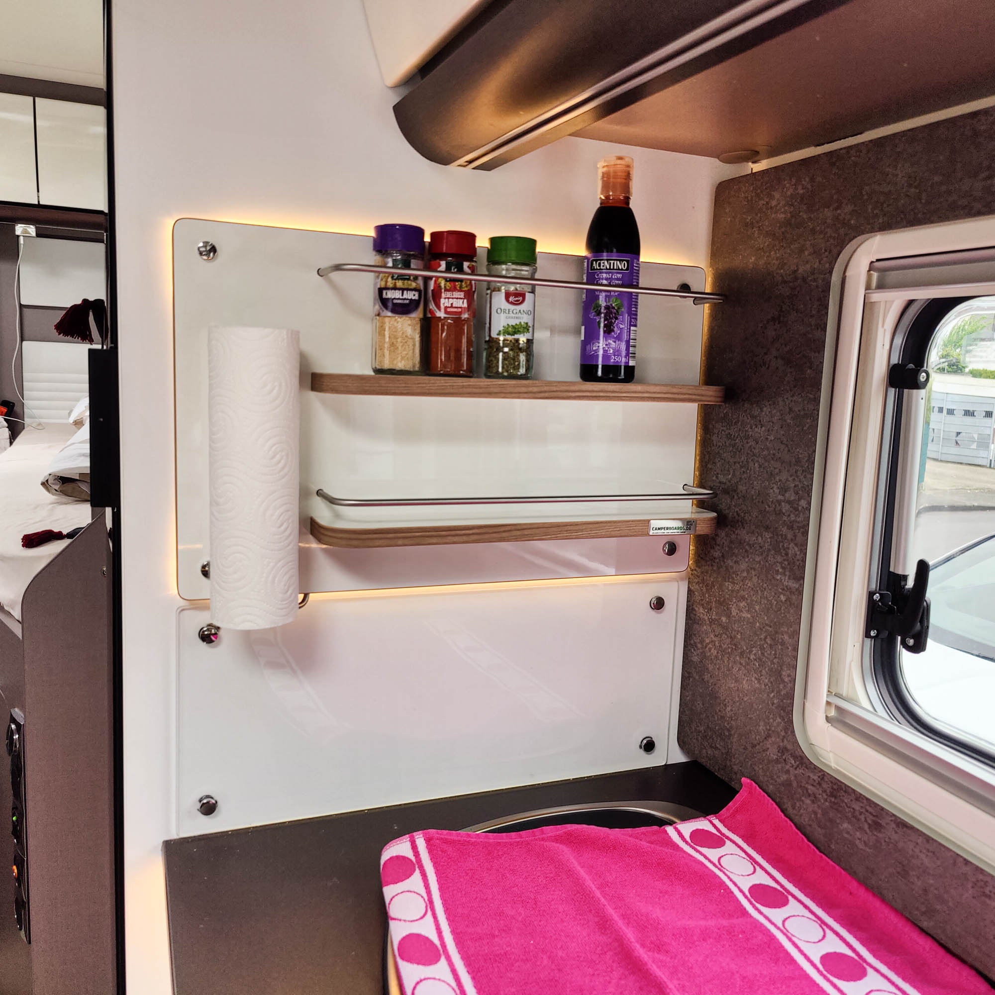 Kruidenrek met rolhouder voor Bürstner KH