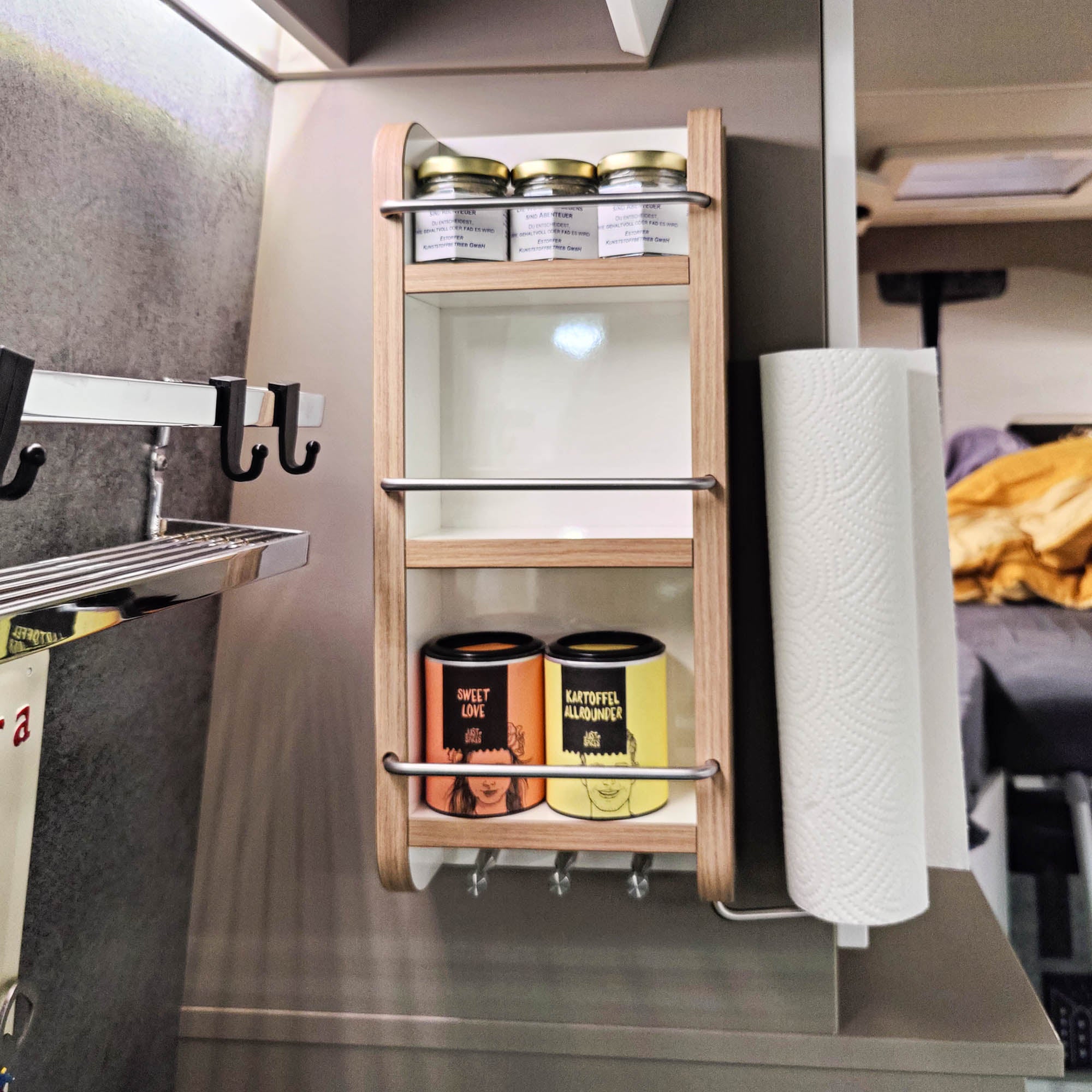 Universele camperwandplank met 3M Dual Lock