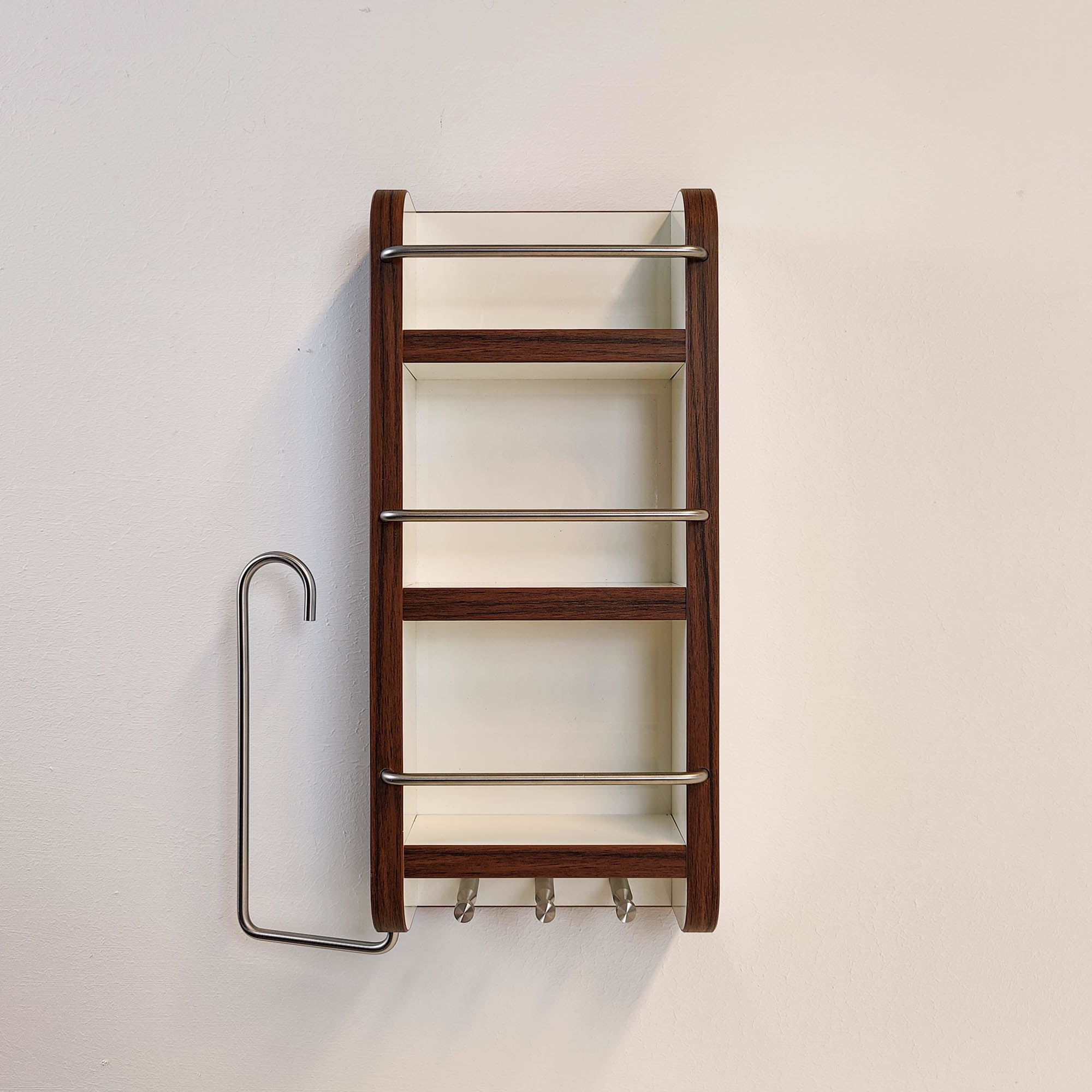 #Kleur_hoogglans wit met rand in Wengé Classic