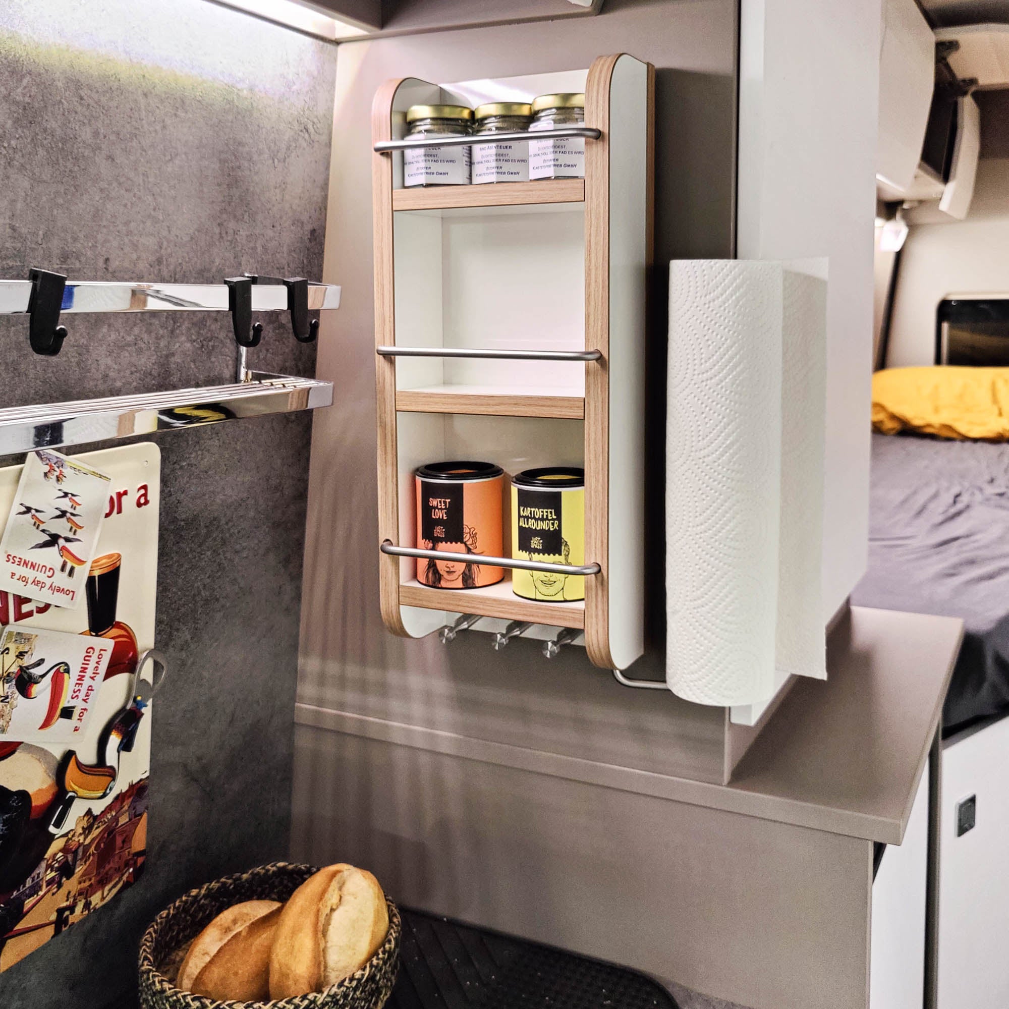 #kleur_hoogglans wit met rand in iep Salisbury