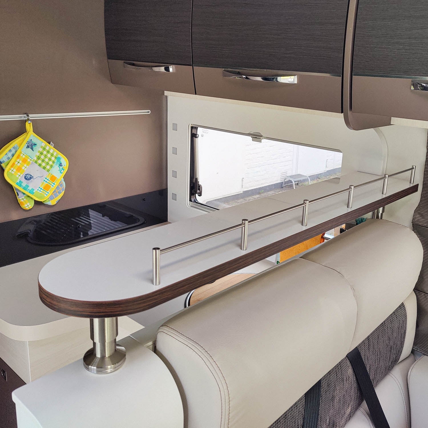 Opbergbord voor Chausson modellen