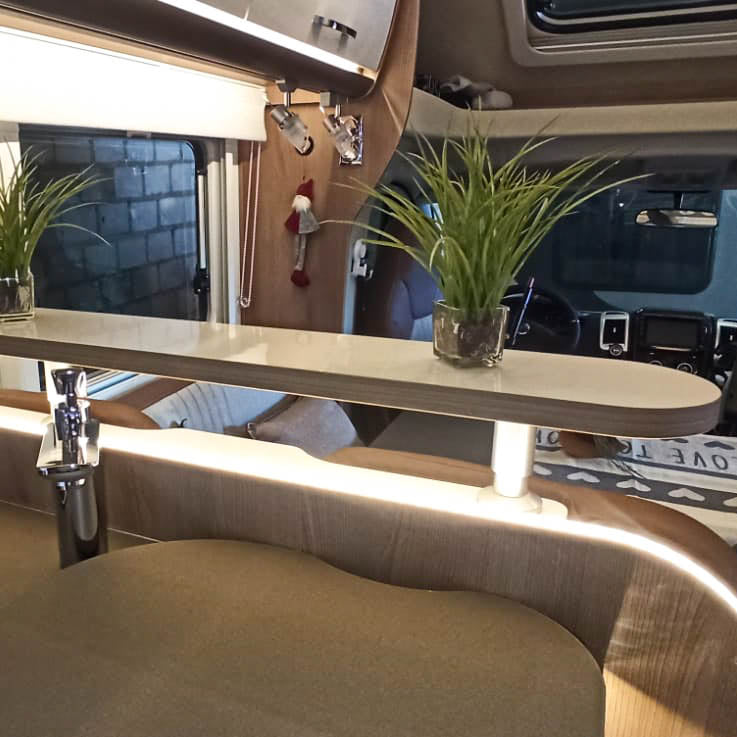 2-delig opbergrek voor Bürstner Lyseo modellen