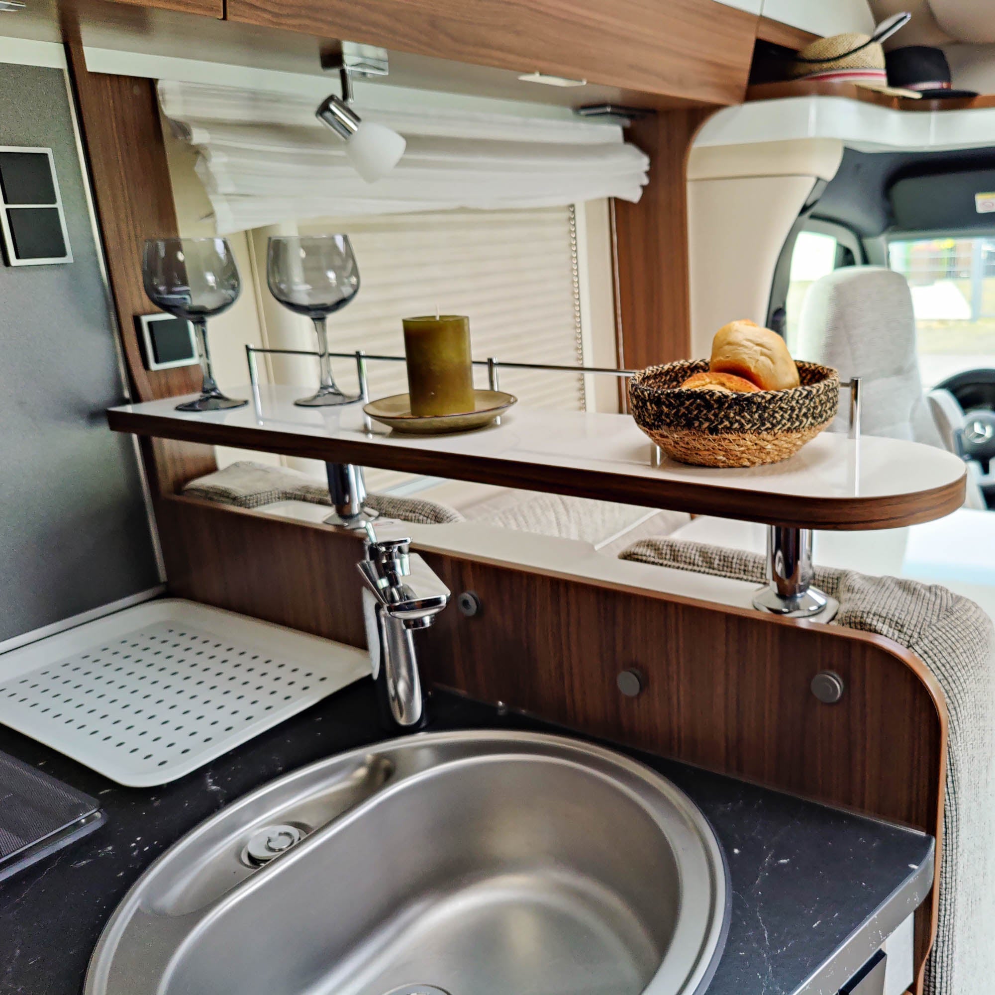 2-delige opbergplank voor Hymer-modellen