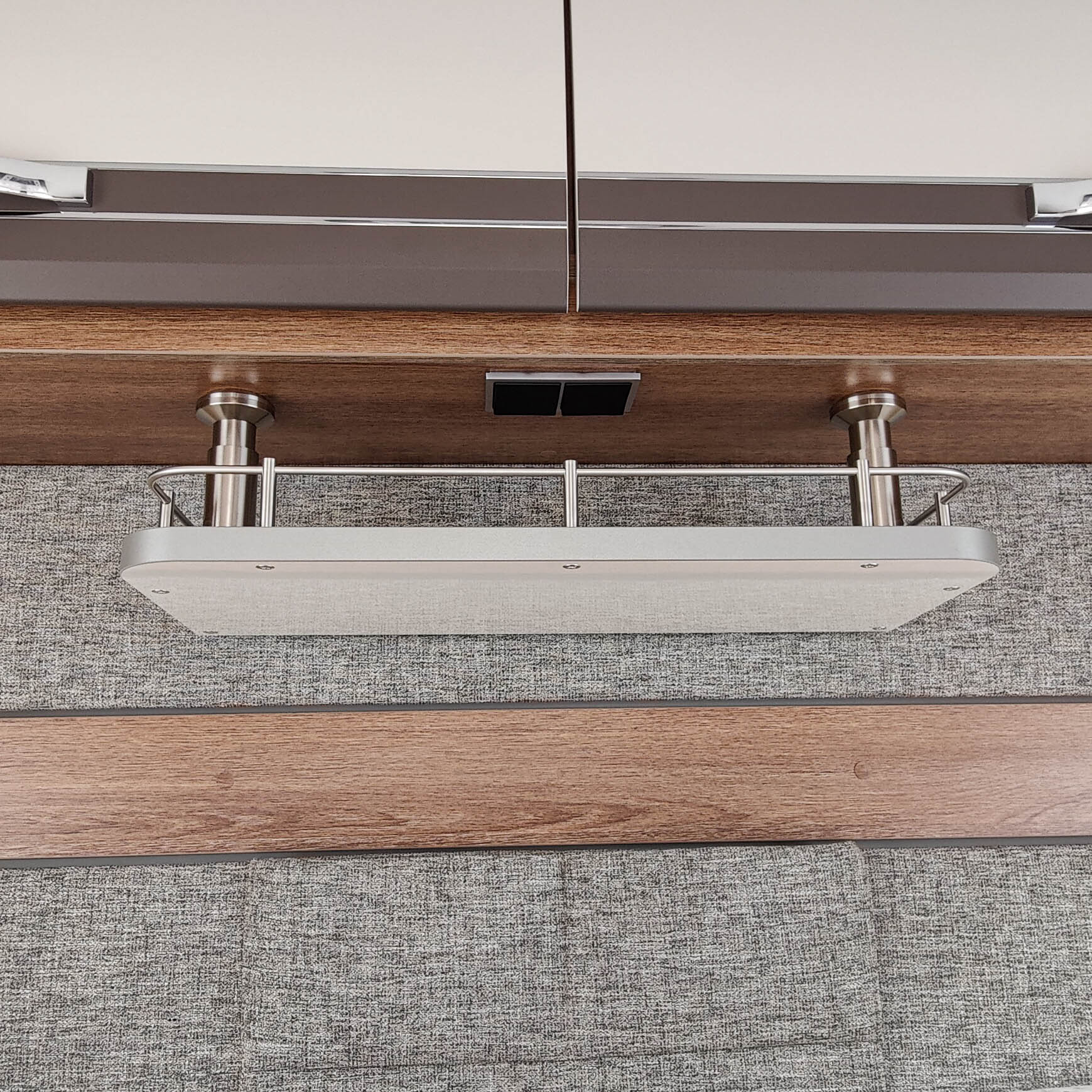 #kleur_hoogglans wit met rand in grijs/antraciet