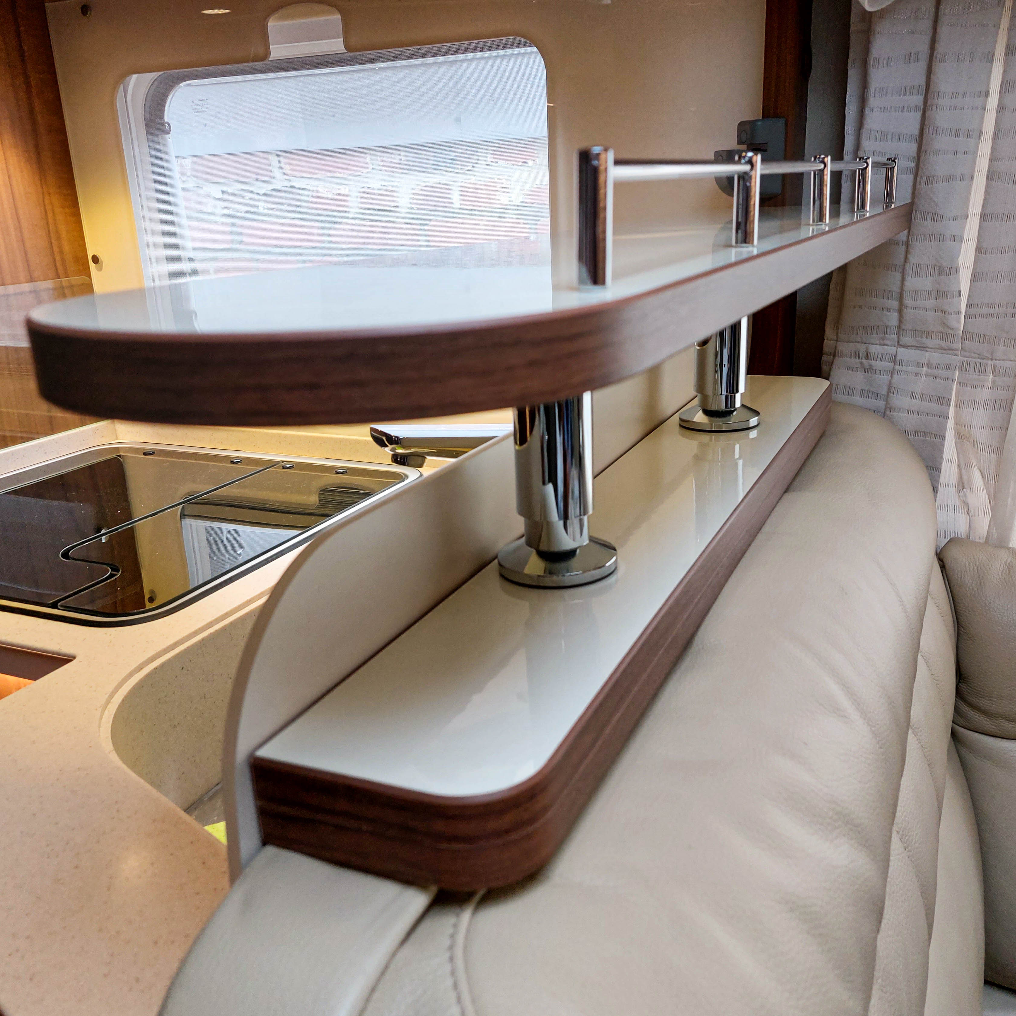 2-delig opbergrek voor Hymer SL en GL modellen