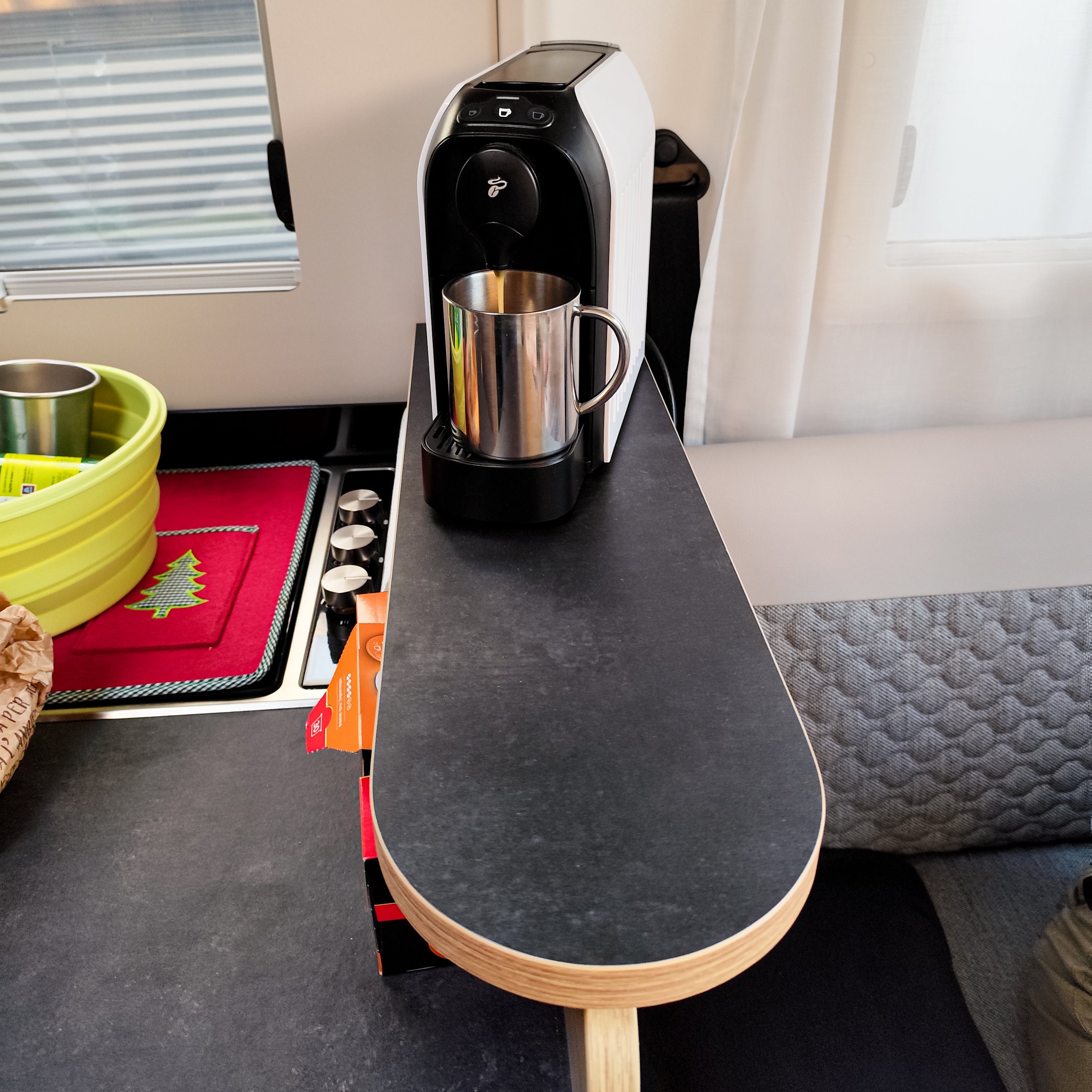 Opslagkaart voor Adria-modellen DL en DC vanaf 2021 met face to face